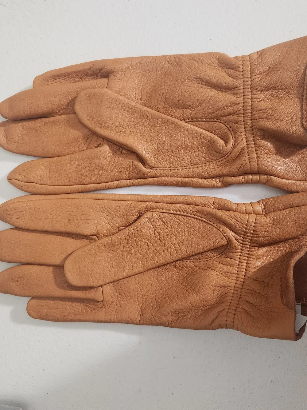 Orvis Chestnut Brown Leather Gloves